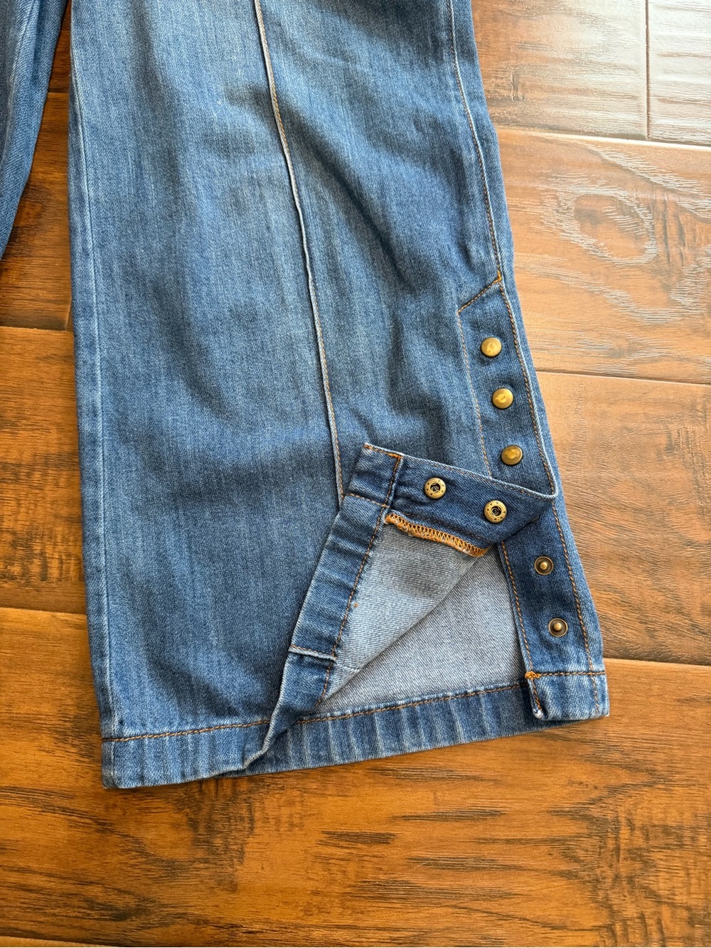 Pilcro and the Letterpress Wide-Leg Cropped Jeans with Button Side Hem - Picture 8 of 13